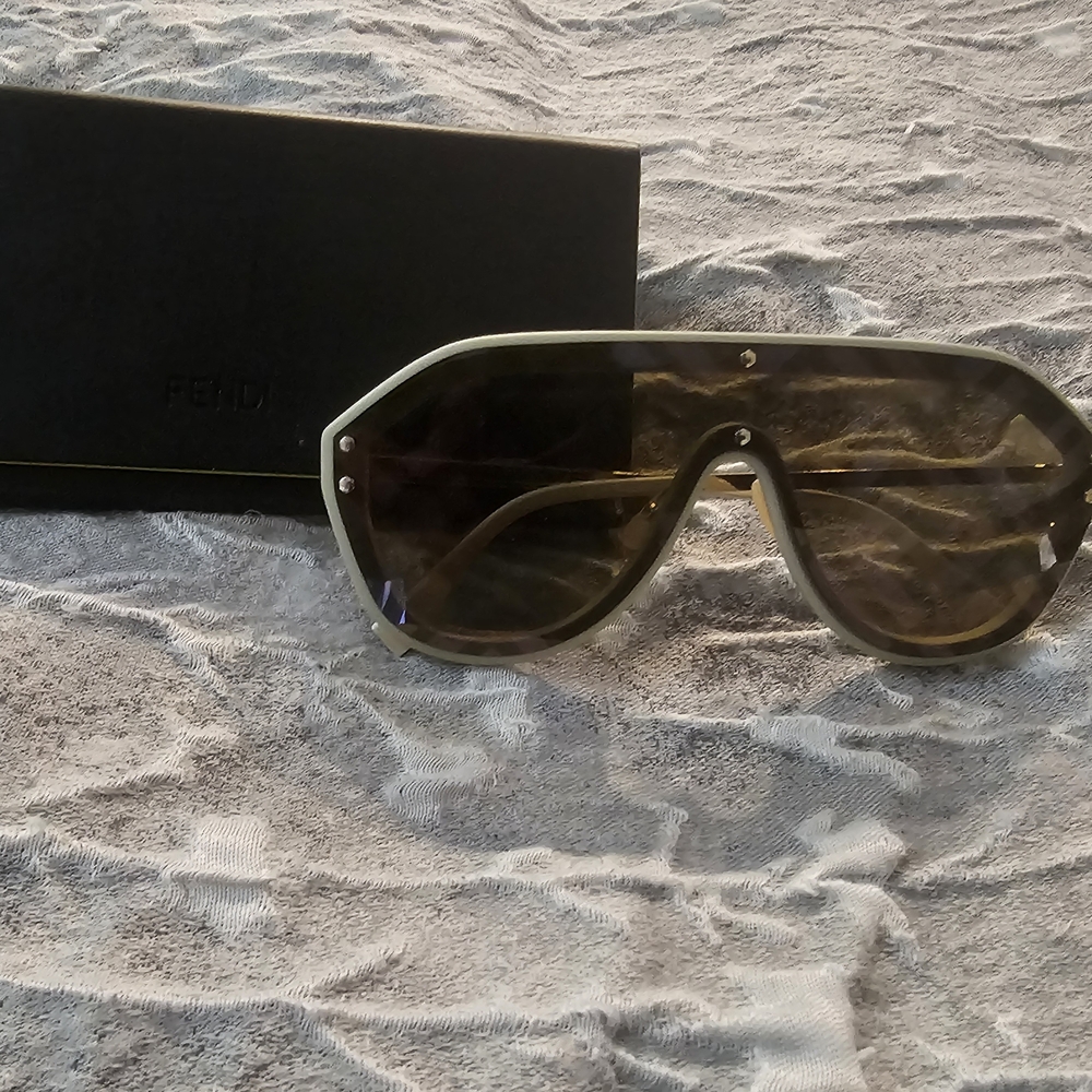 Fendi Black and Gold Men's Sunglasses